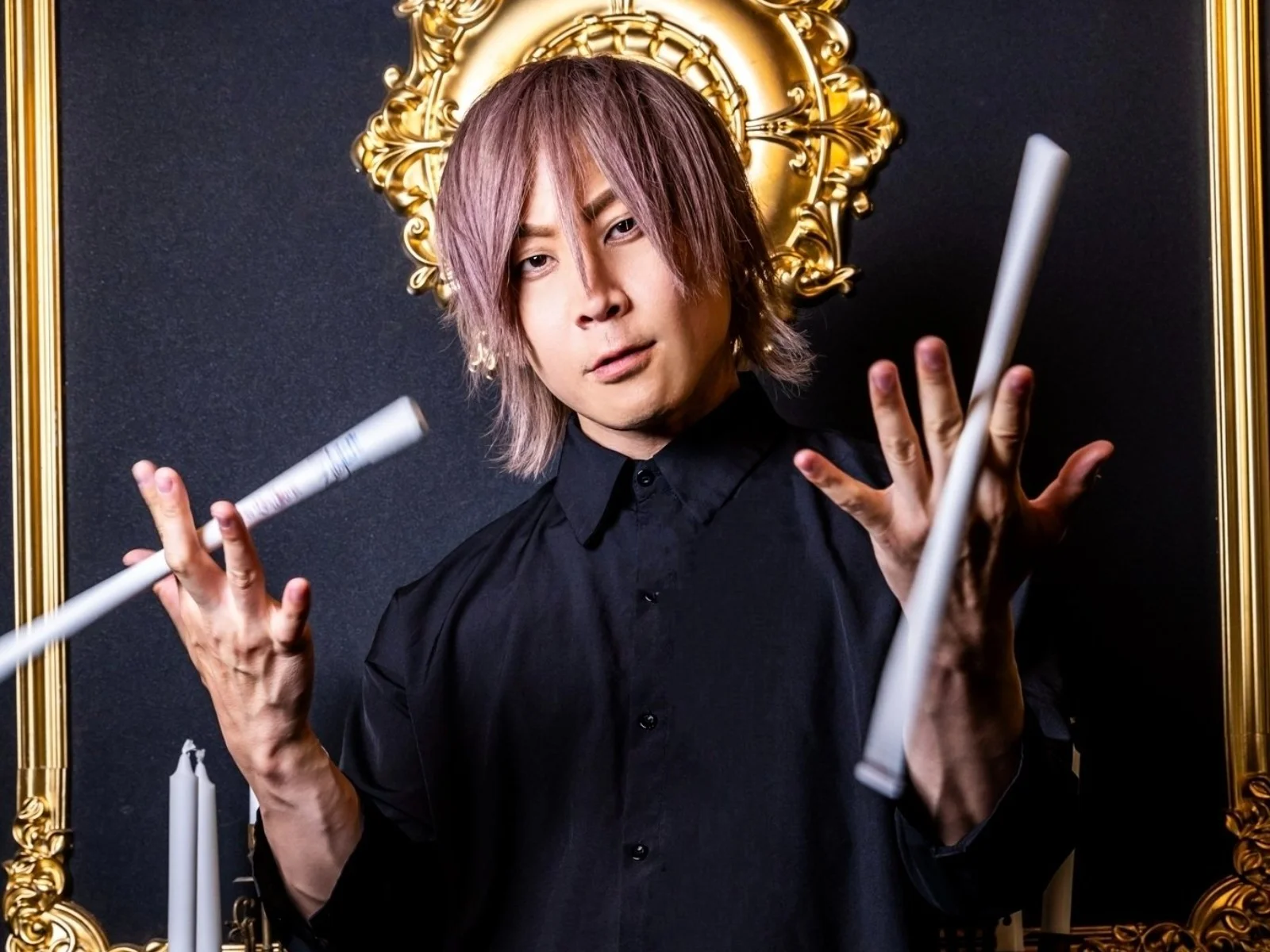 Hidehiro explains how MALICE MIZER's "au revoir" made it to the Santiago show